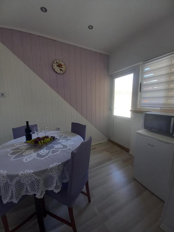 Ferienwohnung Apartman Maja Kaštela Exterior foto