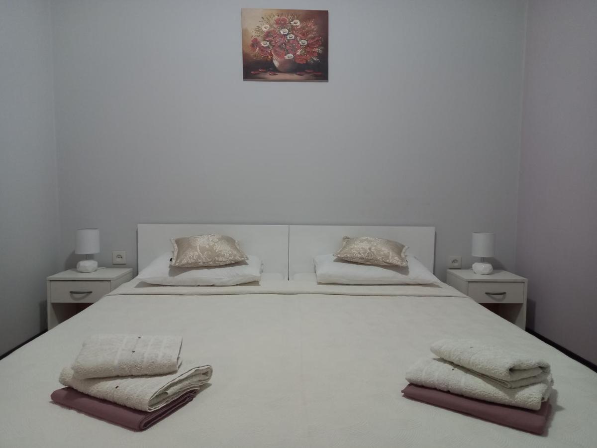 Ferienwohnung Apartman Maja Kaštela Exterior foto